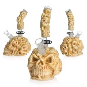 MANY SKULL