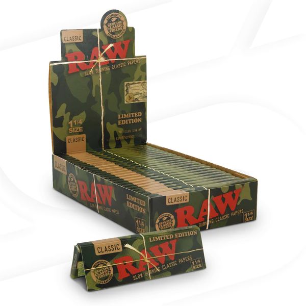 RAW CAMOFLAUGE LIMITED EDITION 1 1/4 SIZE PAPER 24 PER BOX